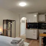 Schicke Wohnung In Stadtnaehe